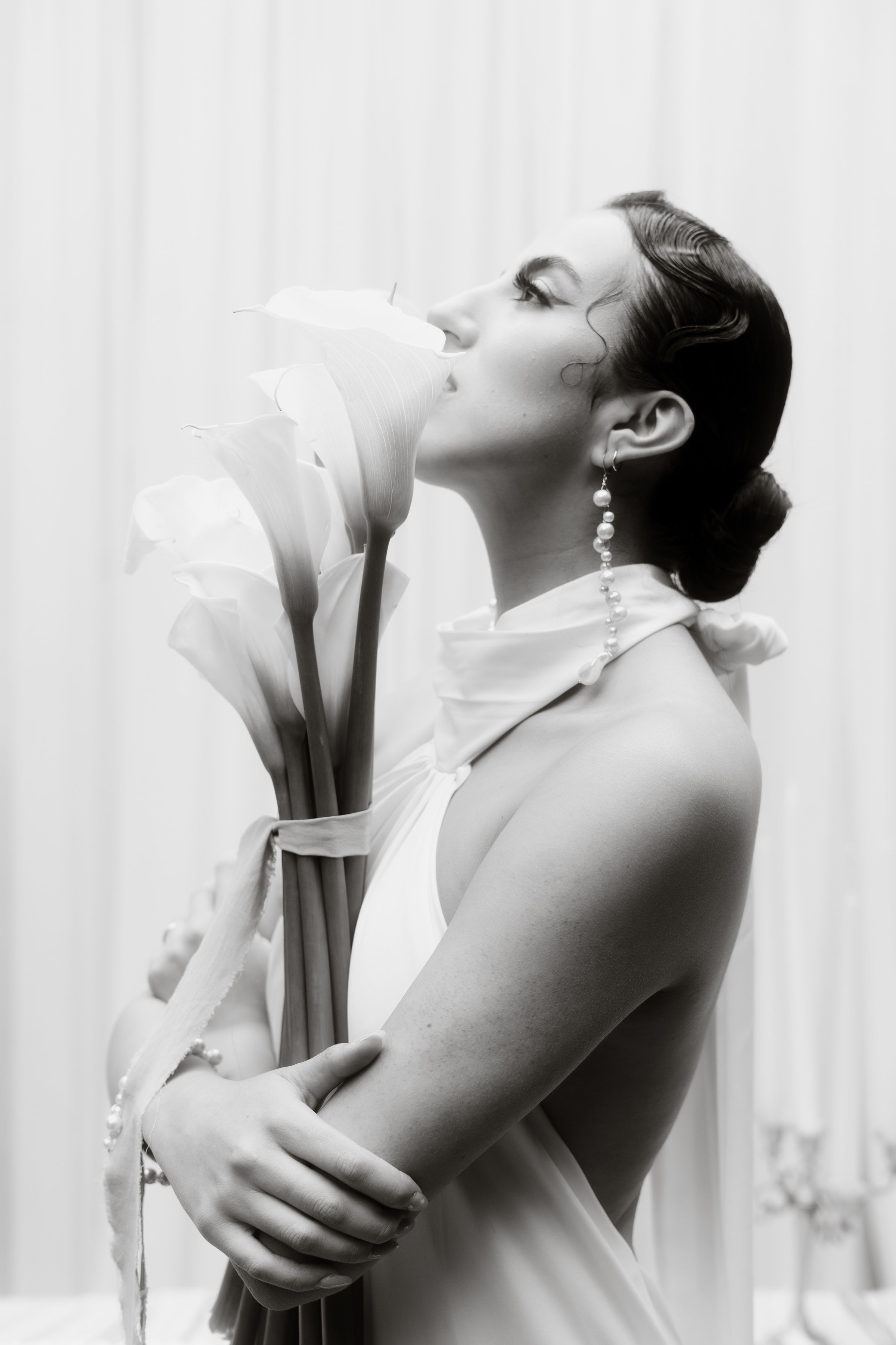 Editorial Floralveil — composición final