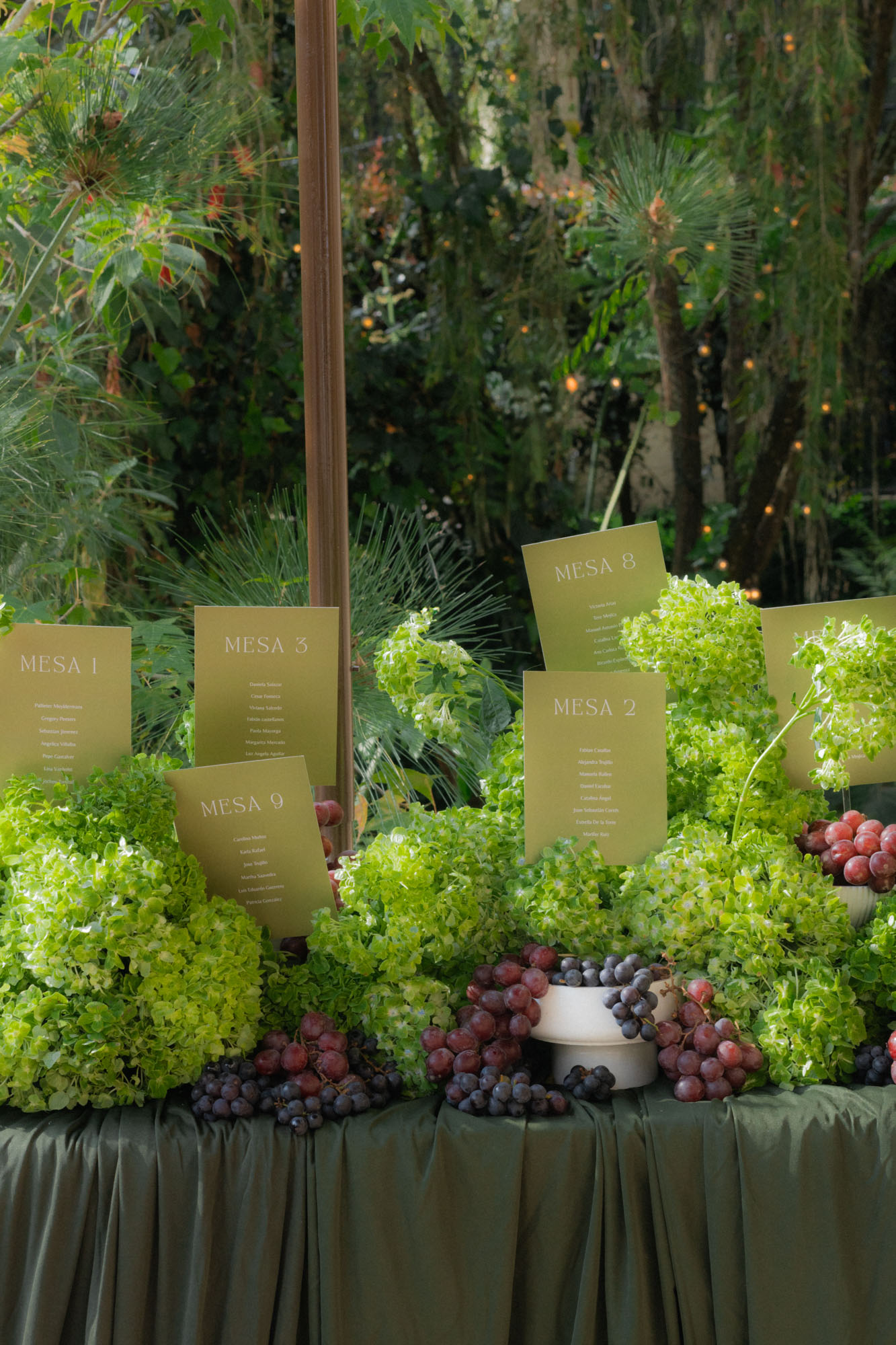 Diseño floral editorial para bodas y eventos en Medellín, Bogotá, Madrid y Barcelona