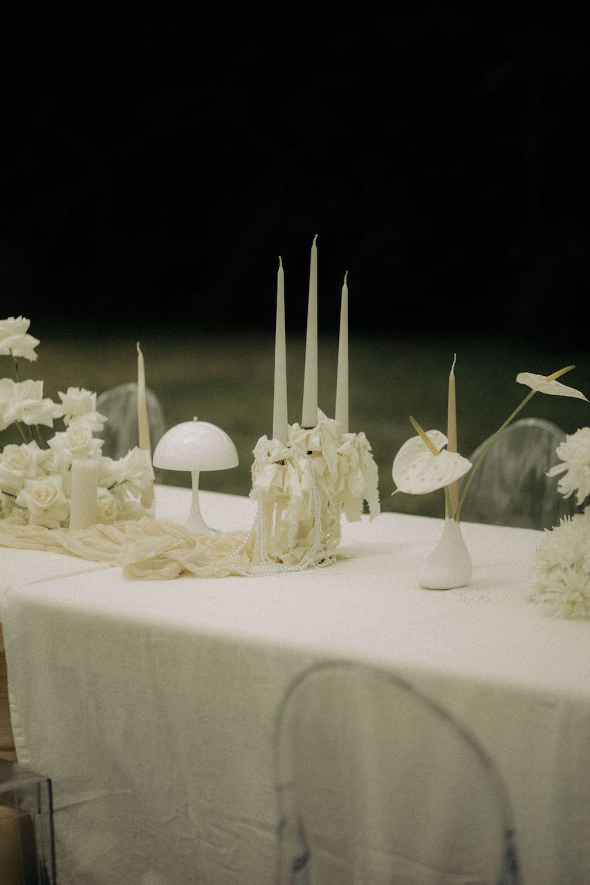 Decoración de bodas en Madrid y Barcelona con velas y flor