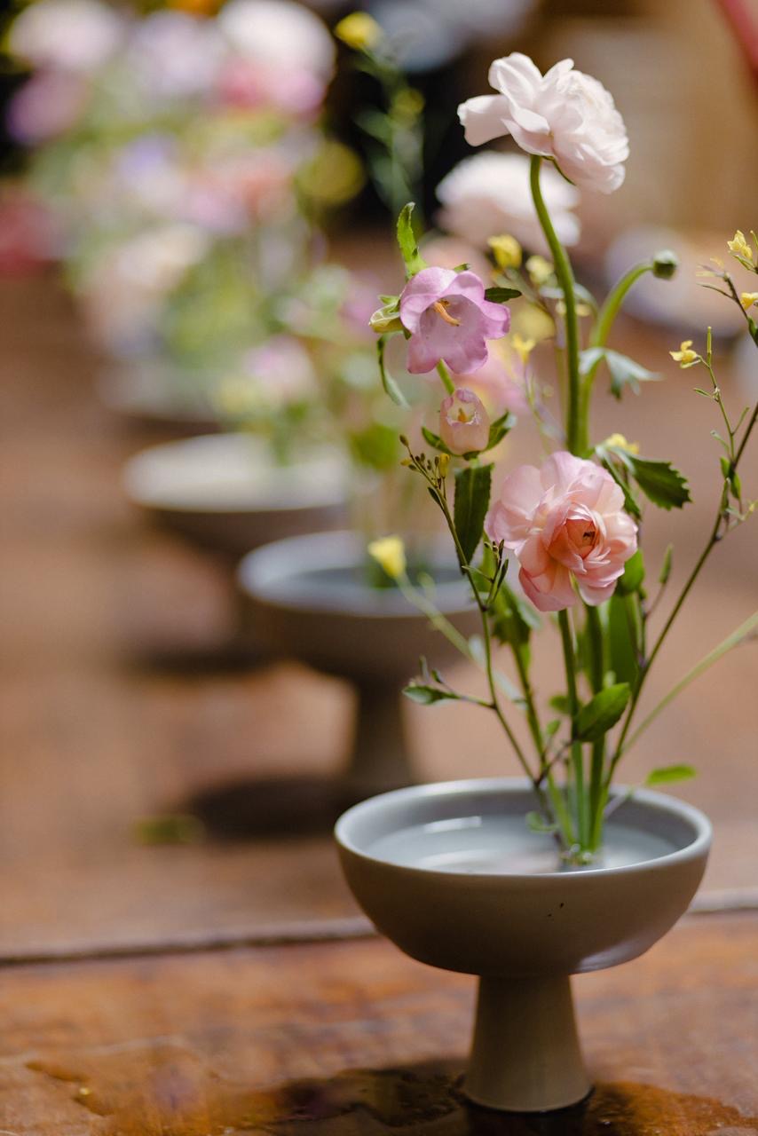 Workshop floral para bodas de lujo en Colombia con enfoque en diseño y experiencia